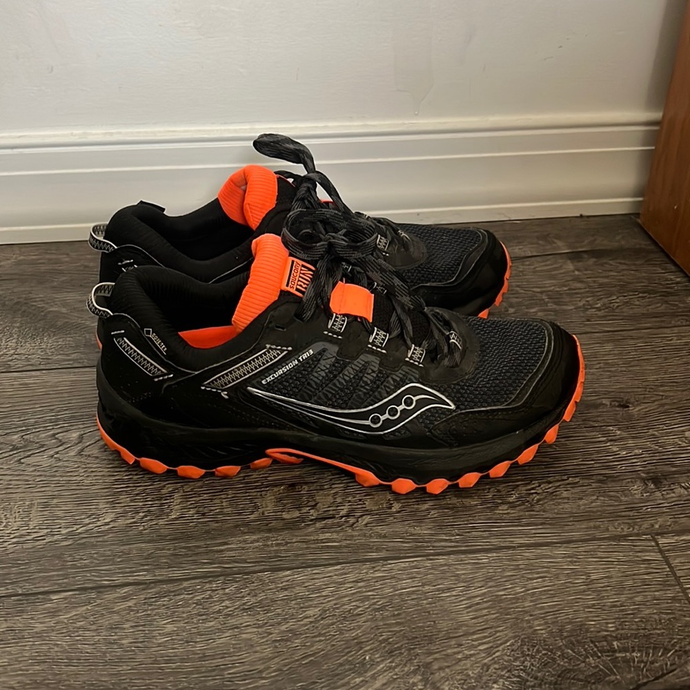 Saucony Excursion Tri3 sneakers